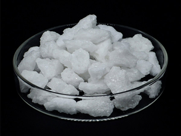 電熔白剛玉段砂的優(yōu)點是什么